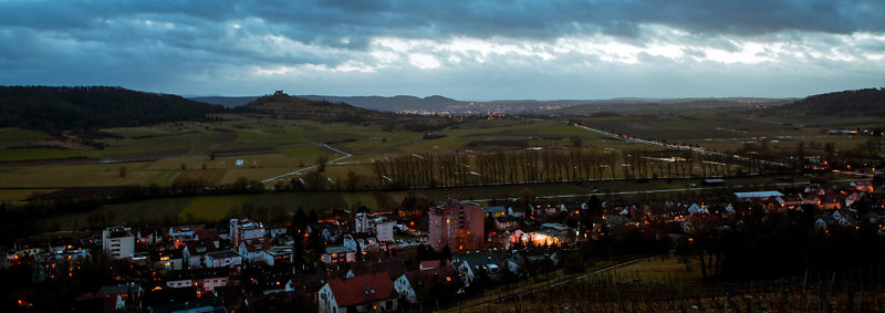 AmmertalPanorama am Abend mit Unterjesingen und der Wurmlinger Lukas